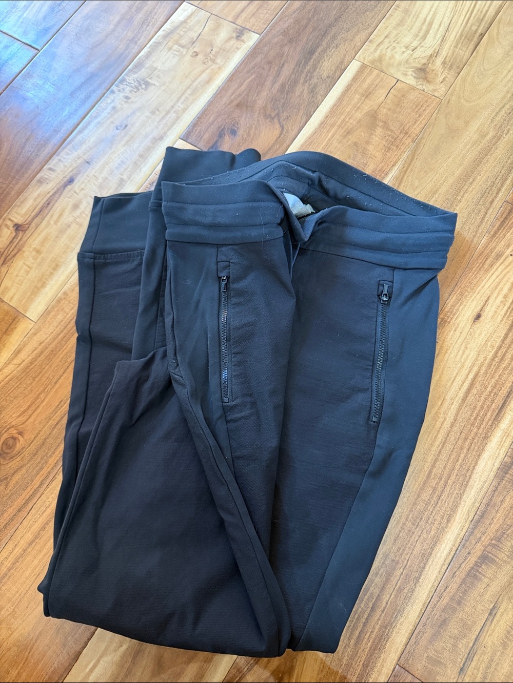 Athleta Black Men's Jogger Pants with Zippered Pocket - Picture 3 of 4